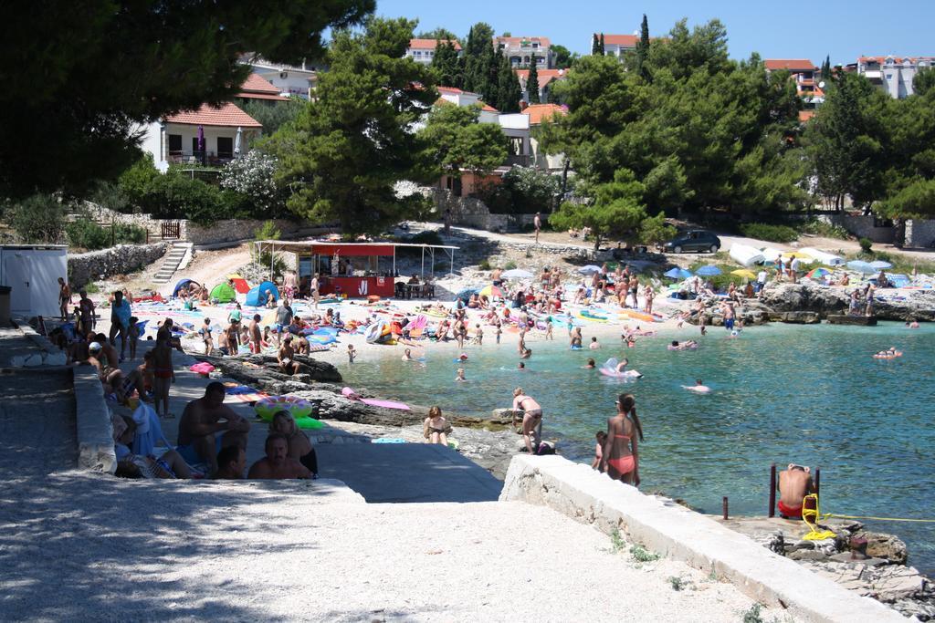 Apartments Suker Trogir Exterior photo