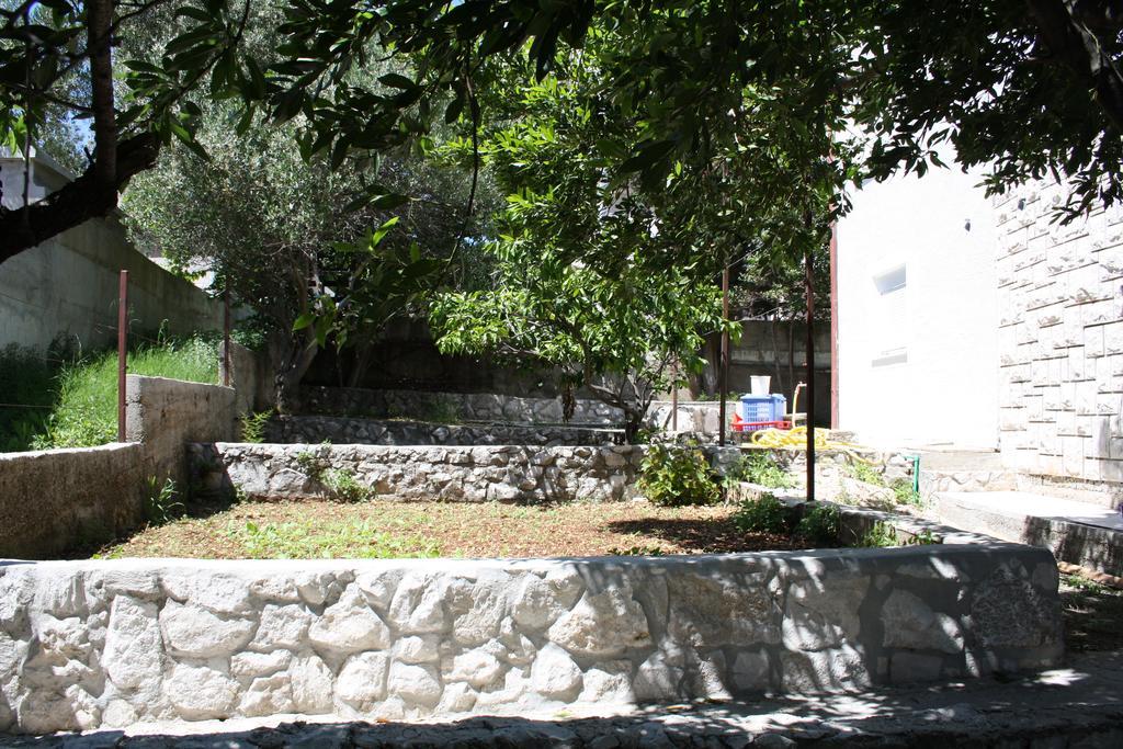 Apartments Suker Trogir Exterior photo